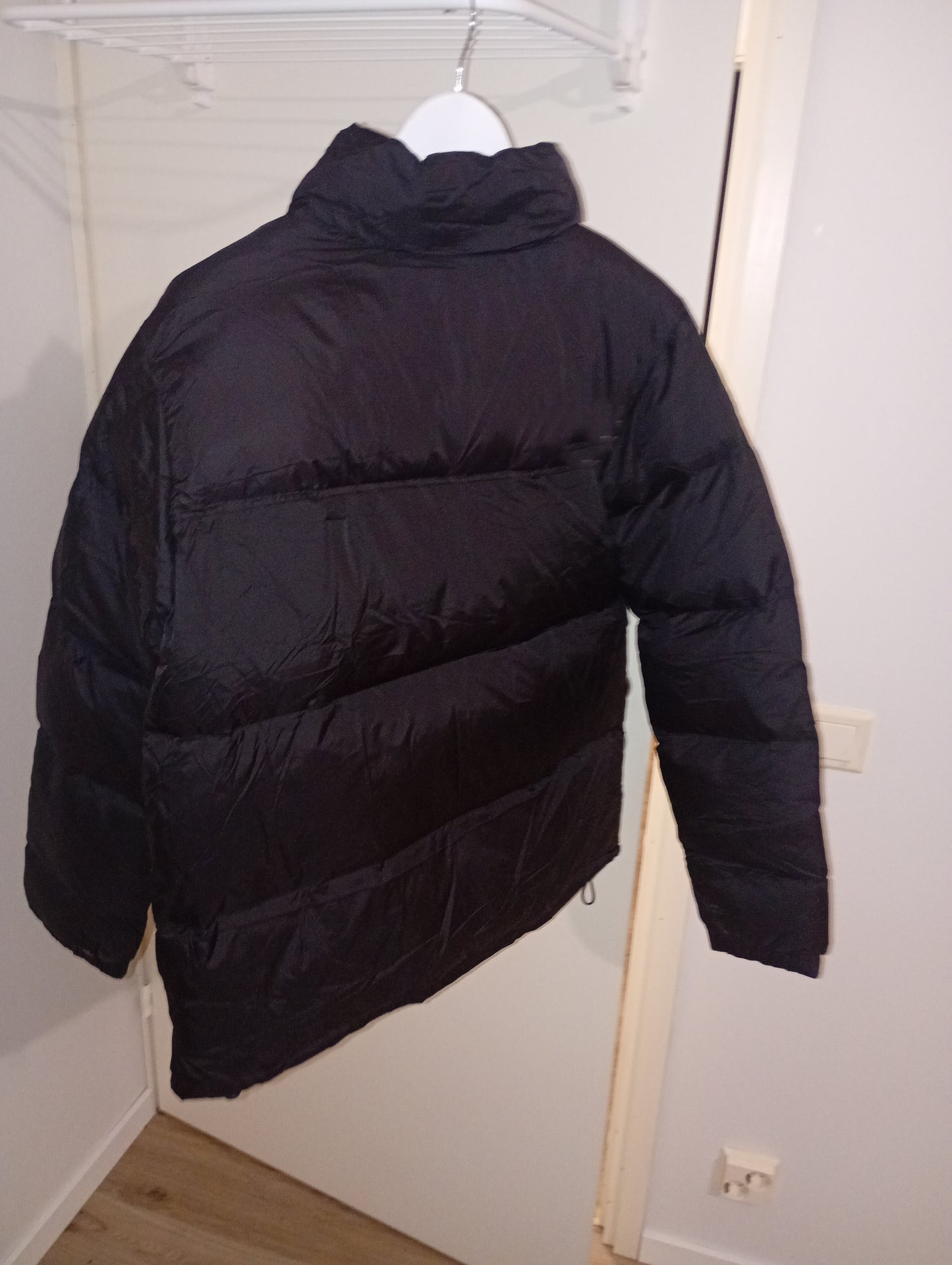Black Puffer Winter Jacket / Talvitakki 1996 700 XL Retro.